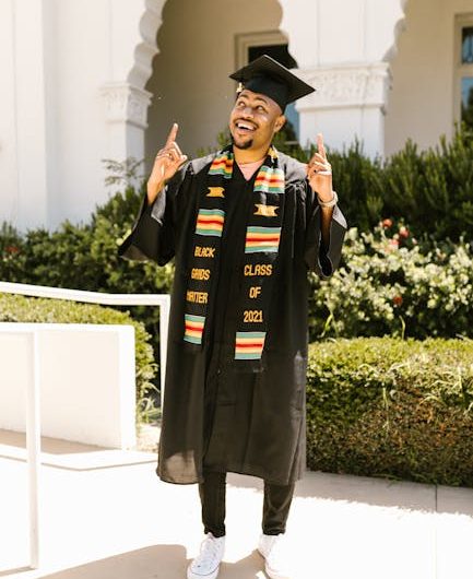 Купить диплом с занесением в реестр цен быстро и надежно